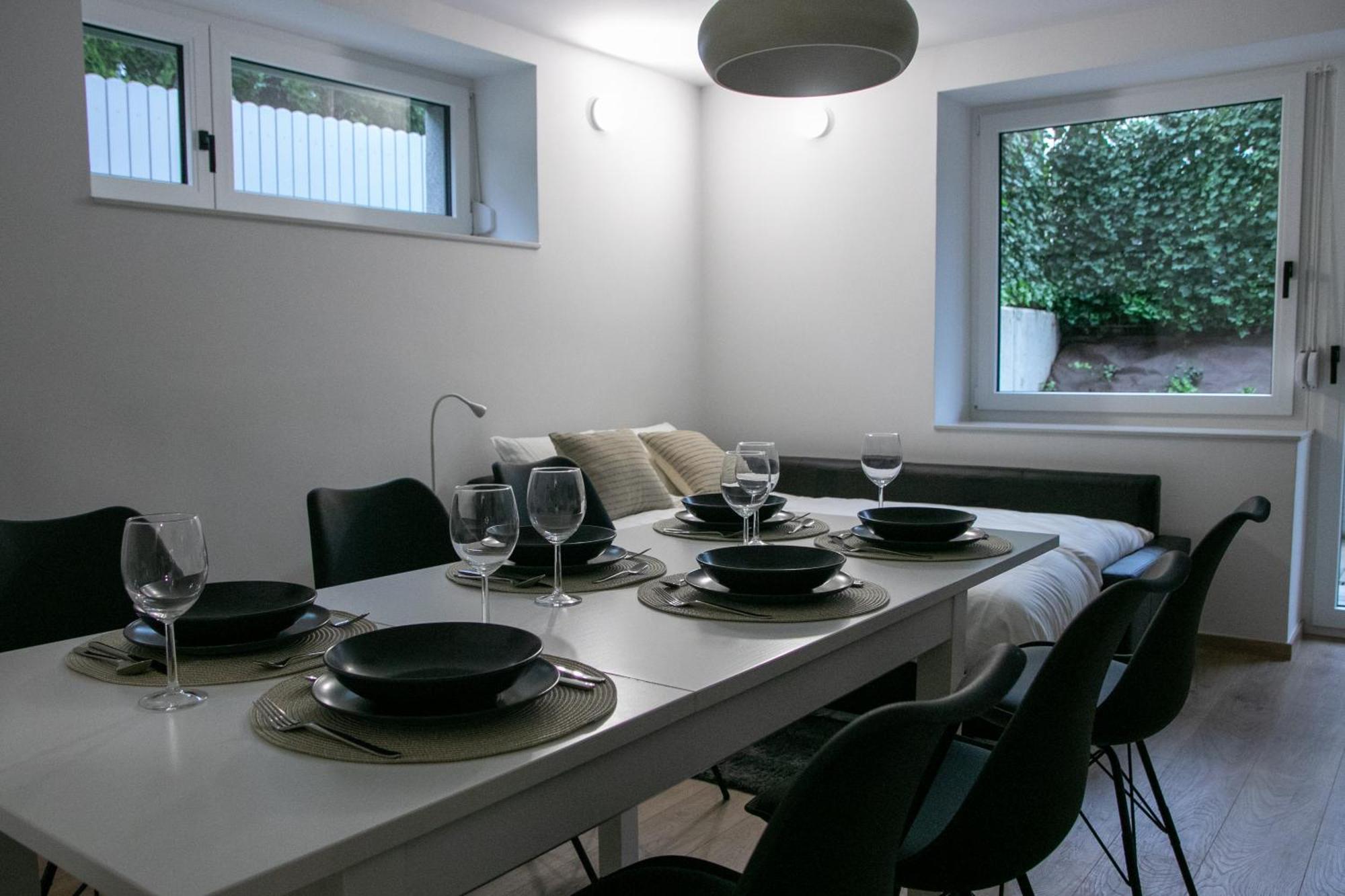 Residence Black&White リュブリャナ 部屋 写真